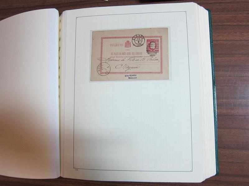 0018 (7).JPG -     Lote:    18      Marcofilia      Lotes Especiais       Descrição:         Portugal &mdash; Colecção especializada em dois álbuns com estudo especializado das marcas de duplo círculo e circulares de Lisboa, com selos de diversas emissões e cartas. Lote a ver.        Lote       Valor Base:     &euro; 1.000,00     Valor Venda:     Retirado     